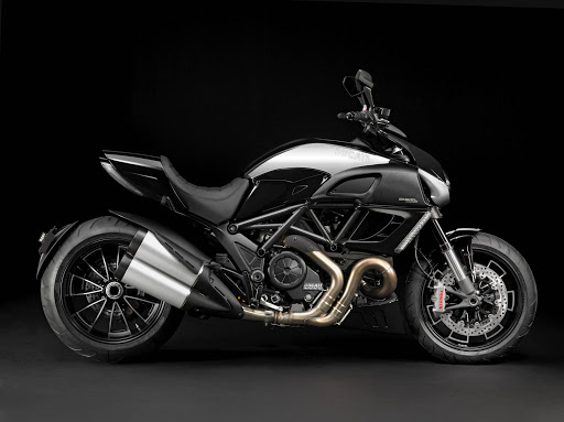 Diavel AMG USA