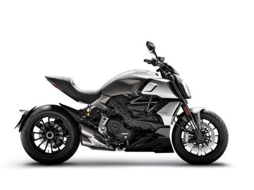 Diavel White Stripe USA