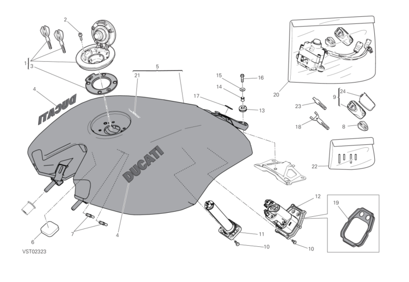 032 FUEL TANK (17/30)